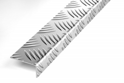 Угол рифленый из алюминиевого листа Квинтет Укв 01 (1000, 500)