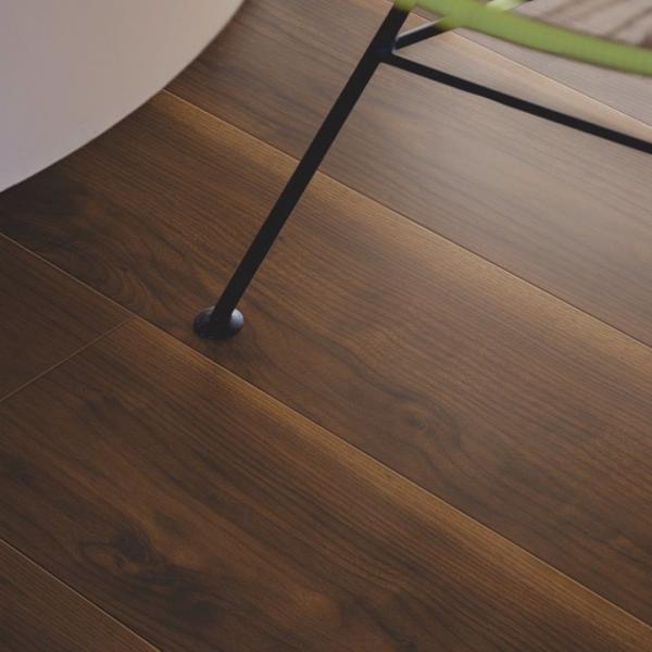 Ламинат Pergo Classic Plank 4V  Орех темный